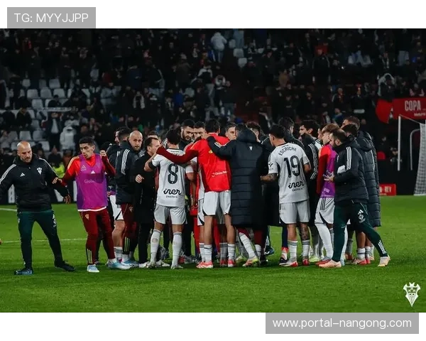 尼科·帕斯三次意甲点球全部罚丢，科莫读秒憾平